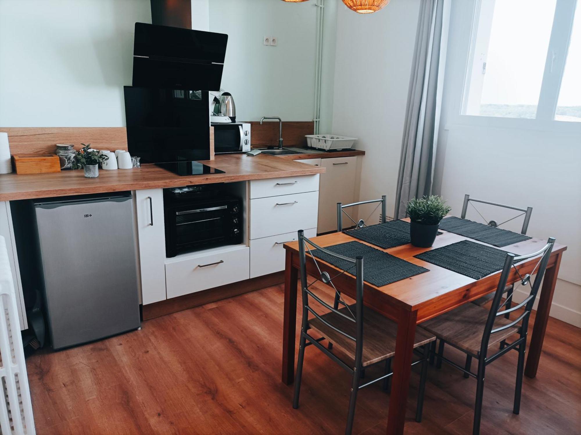 Bel Appartement Tout Equipe Ле-Ман Экстерьер фото
