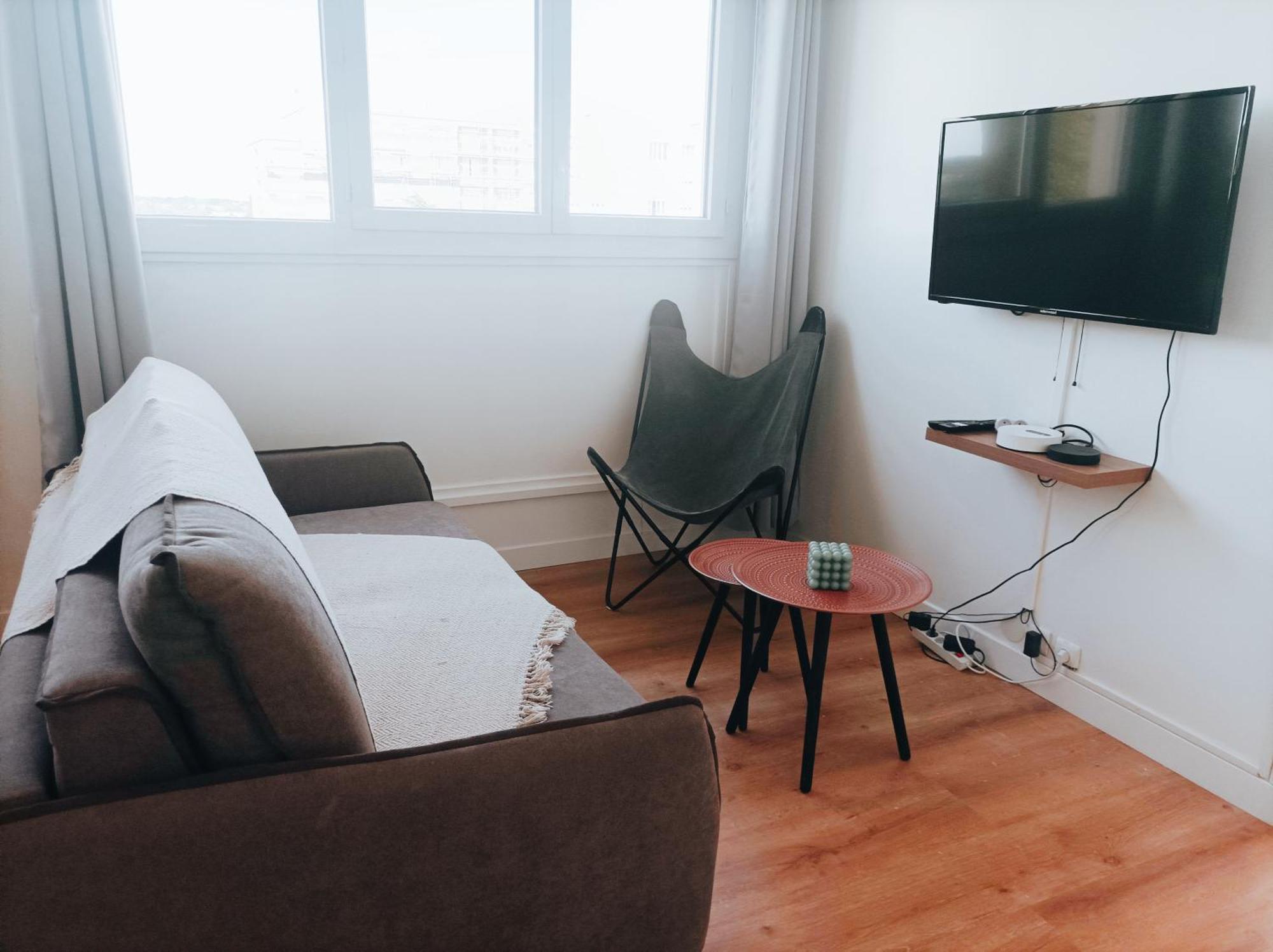 Bel Appartement Tout Equipe Ле-Ман Экстерьер фото
